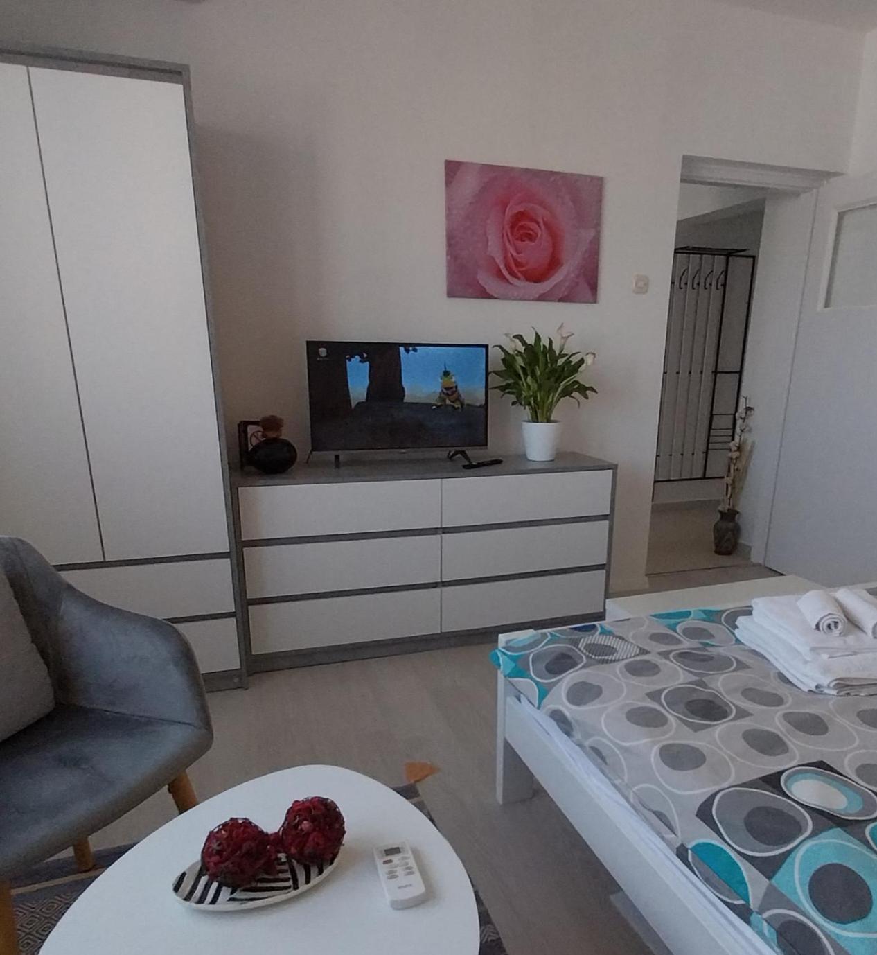 Studio M Πούλα Εξωτερικό φωτογραφία